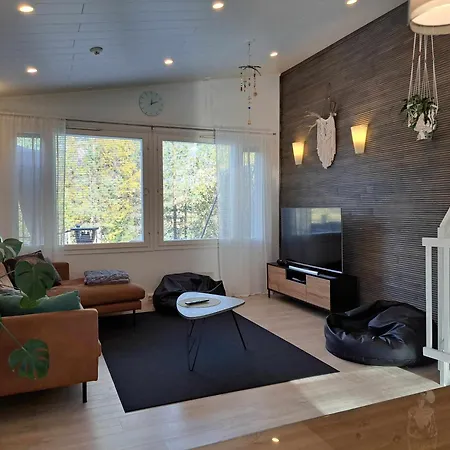 Taivalviiri 別荘 *